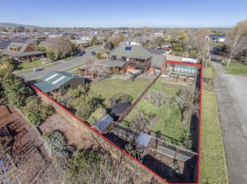 16 Millstream Drive, Lincoln