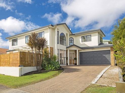 24 Ambleside Drive, Northpark