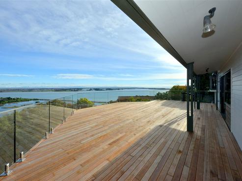 21 Inverness Lane, Redcliffs