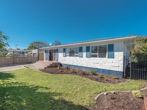 4 Eucalyptus Place, Chartwell