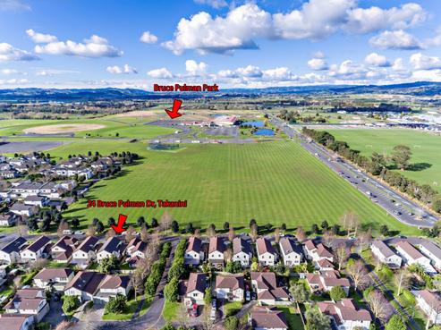 24 Bruce Pulman Drive, Takanini