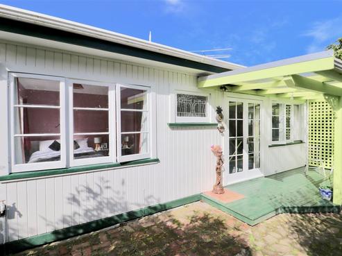 42 Owen Street, Belmont