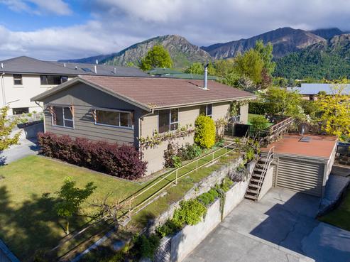 20 Hood Crescent, Arrowtown