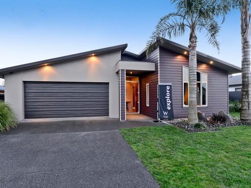 22 Ravenscourt Place, Huntington