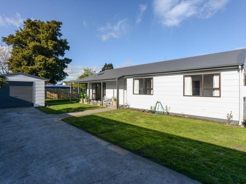 709A Queen Street West, Saint Leonards