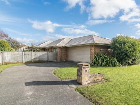 51 Makarini Street, Paraparaumu