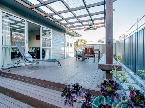 90 Clarence Cox Crescent, Pirimai