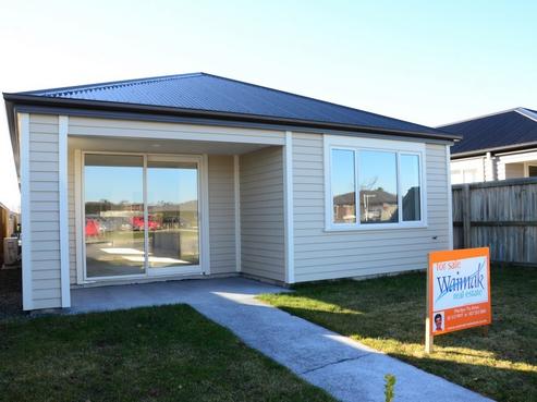 16 Solander Road, Pegasus