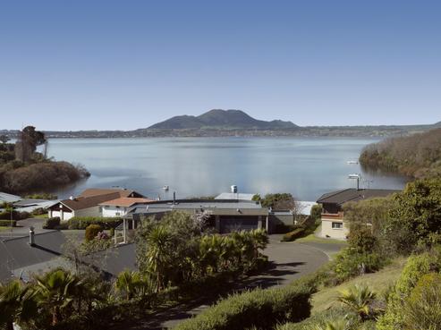 3 Denmar Rise, Acacia Bay