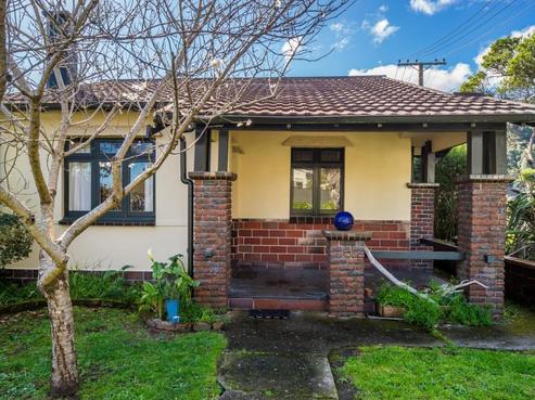 16 Hinau Street, Eastbourne