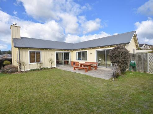 29 Duxford Crescent, Fairfield