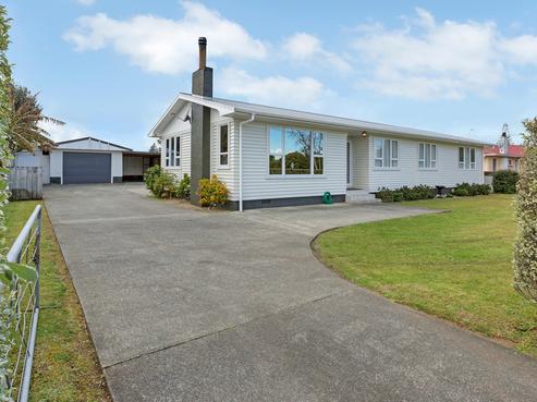 14 Denby Crescent, Tikipunga