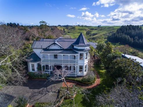 16 Tulloch Street, Saint Johns Hill