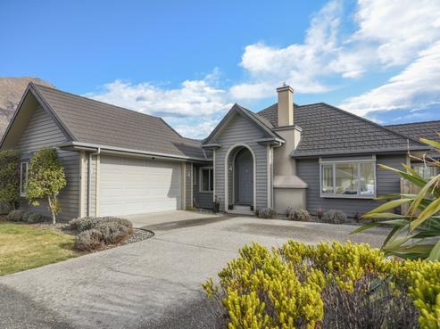 17 Bridesdale Drive, Lake Hayes Estate