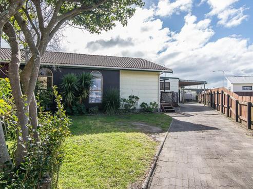 9A Elder Grove, Paraparaumu