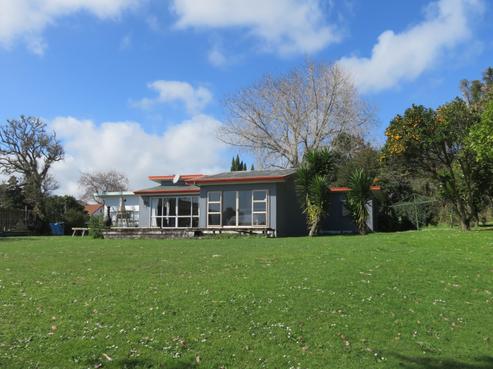 16 Shanley Crescent, Waiuku