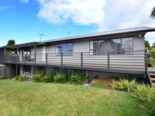 34 Everard Avenue, Army Bay