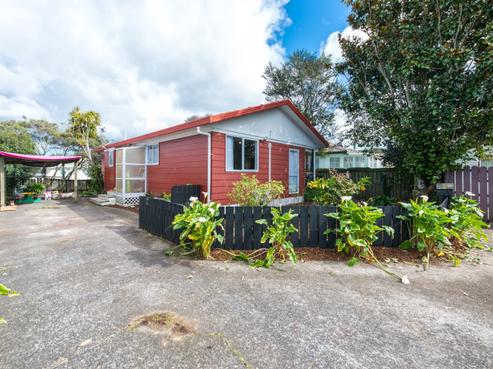 2/35 Karepo Crescent, Ranui