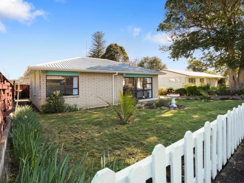 1/3 Kowhai Street, Helensville
