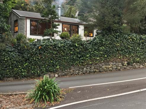 600 Hikuai Settlement Road, Pauanui