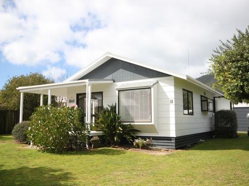 10 Glen Neaves, Pauanui