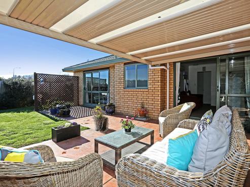 9 Blythfield Place, Taradale