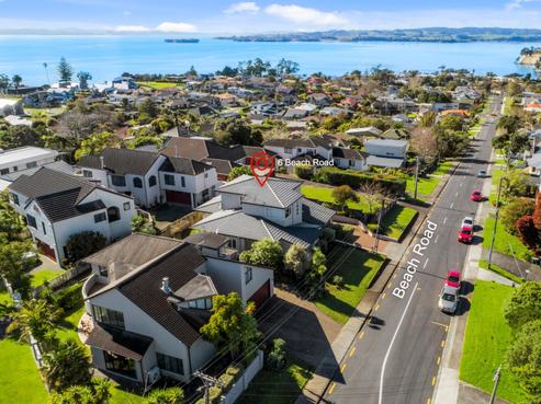 6 Beach Road, Mellons Bay