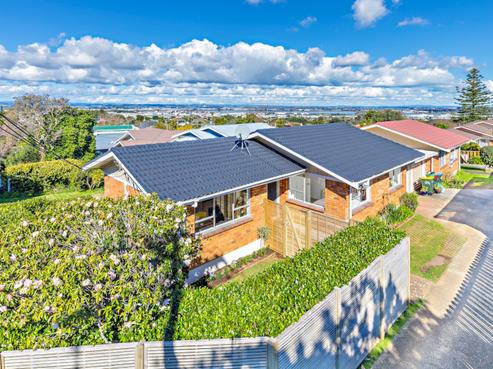 1/84 Namata Road, One Tree Hill