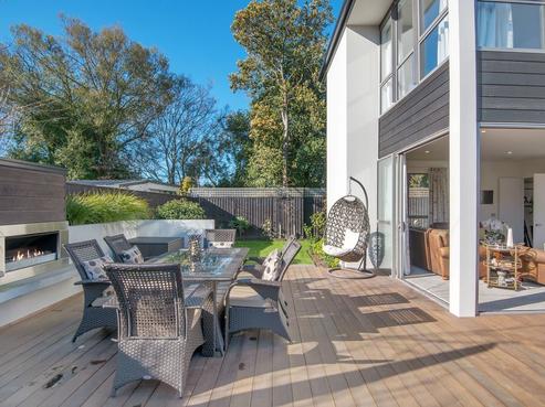 16 Garreg Road, Fendalton