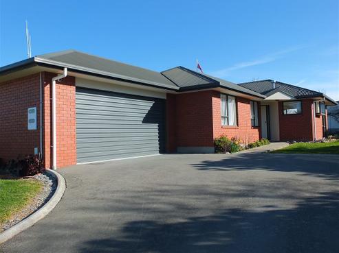 90 Poplar Street, Gleniti