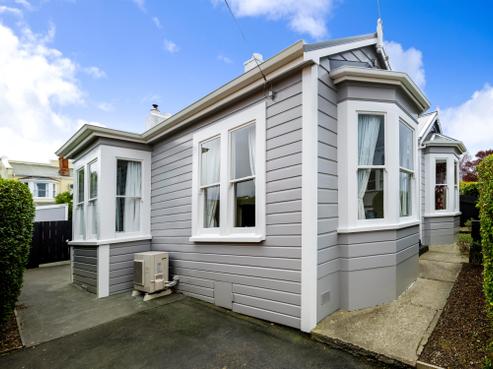 6 Peel Street, Mornington