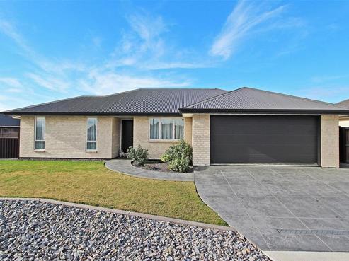 4 Melfield Place, Richmond