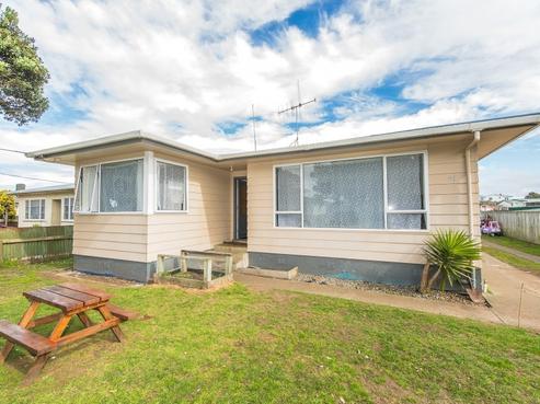 81 Thatcher Street, Castlecliff