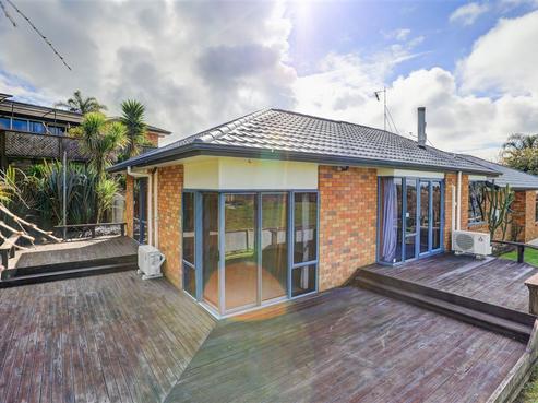 13 Highgrove Drive, Grandview Heights