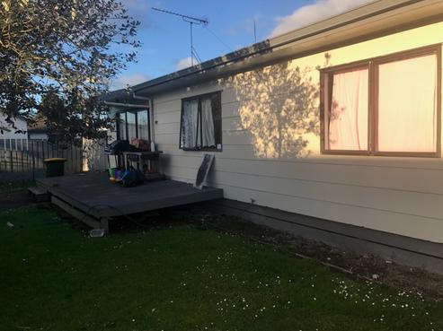 100B Shifnal Drive, Randwick Park