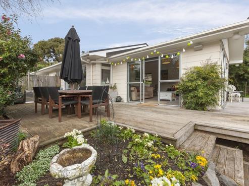 31 Kiwi Road, Raumati Beach