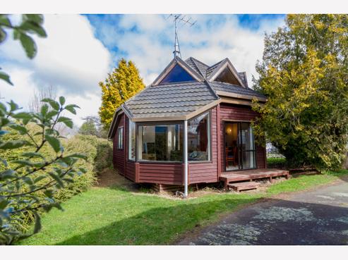 52F Miro Street, Ohakune