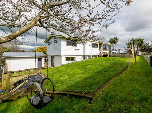 3 Ballantrae Place, Highlands Park