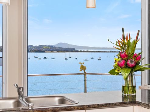 12 Lilford Place, Half Moon Bay