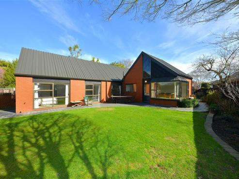 35 Highland Place, Avonhead