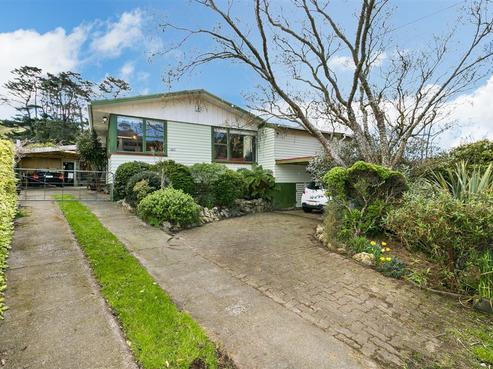 467 Makara Road, Makara