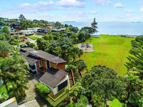 49 Masterton Road, Rothesay Bay