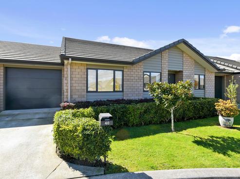 40 Royalle Mews, Botany Downs