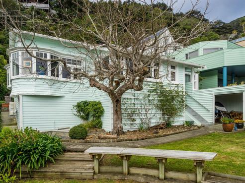 11 Kaitawa Road, York Bay