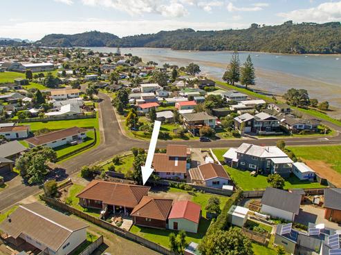 86 Catherine Crescent, Whitianga