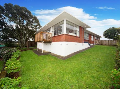 37 Target Road, Totara Vale