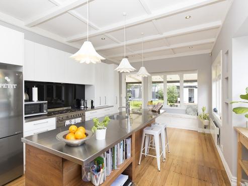 22 Riro Street, Point Chevalier