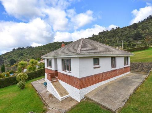 6 Hinau Street, Ravensbourne