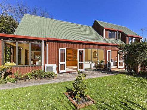 5 Morrison Avenue, Narrow Neck