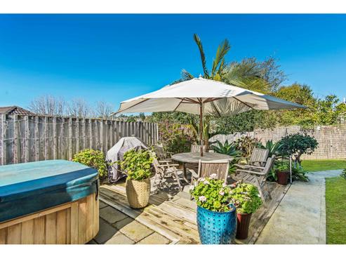 125 Weatherly Road, Torbay
